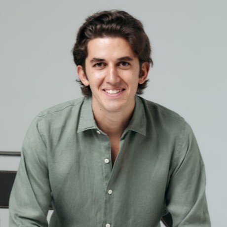 Web3 entrepreneur, with a background in physics and computer science. Co-founded Transak to make buying digital assets easier.
